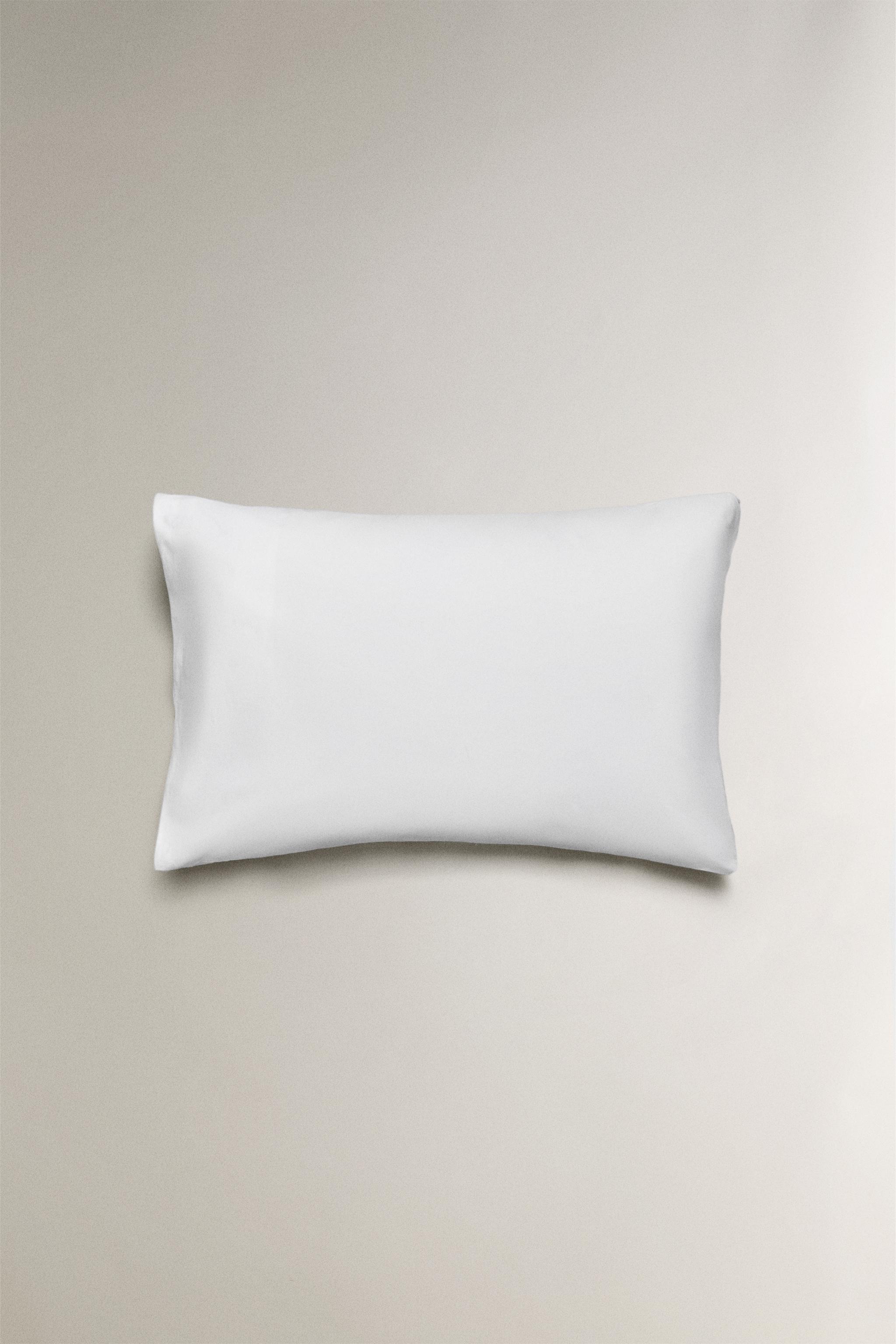 OVERLOCK PILLOWCASE